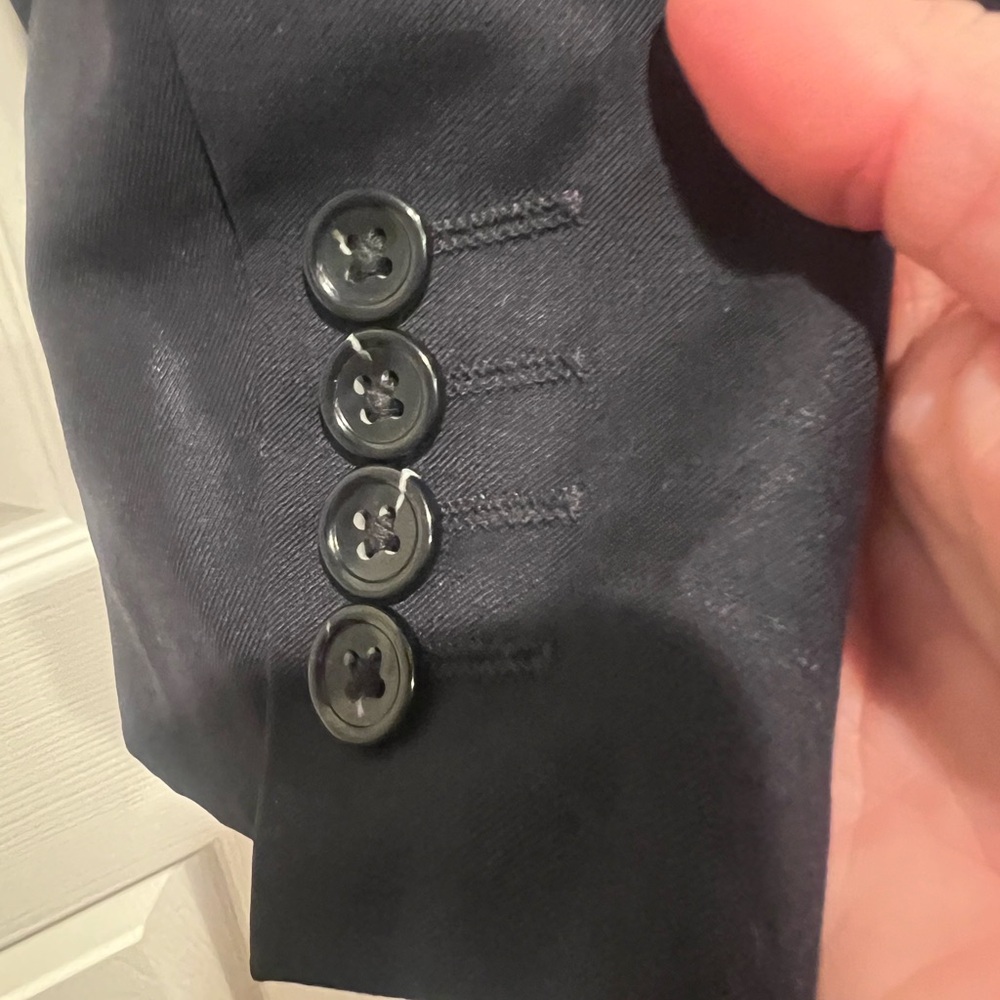 Classic Navy Men's Prive brand Blazer - Picture 6 of 9